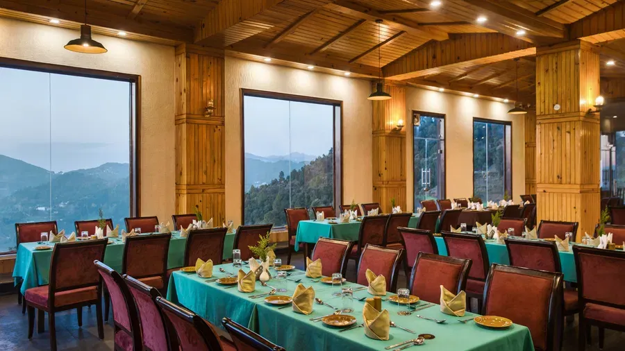 munnar resorts with private pool